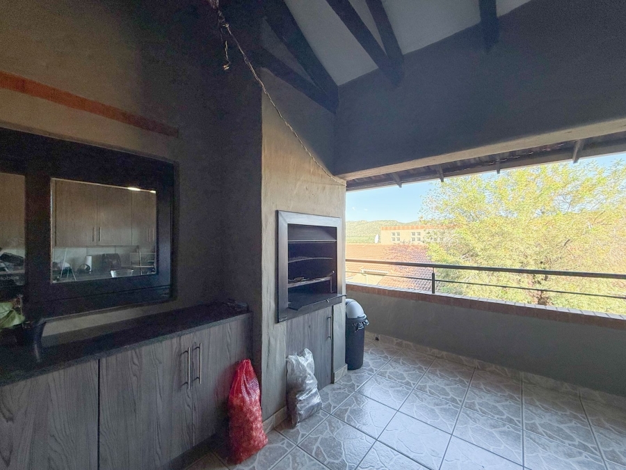 To Let 4 Bedroom Property for Rent in Xanadu Nature Estate North West